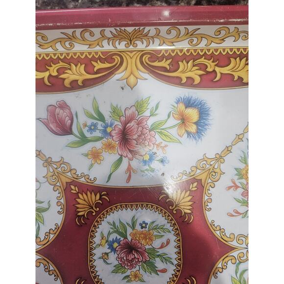 Vintage 1987 the Tin Box Company Square Serving Tray Tin Floral Red And Gold - Picture 7 of 11